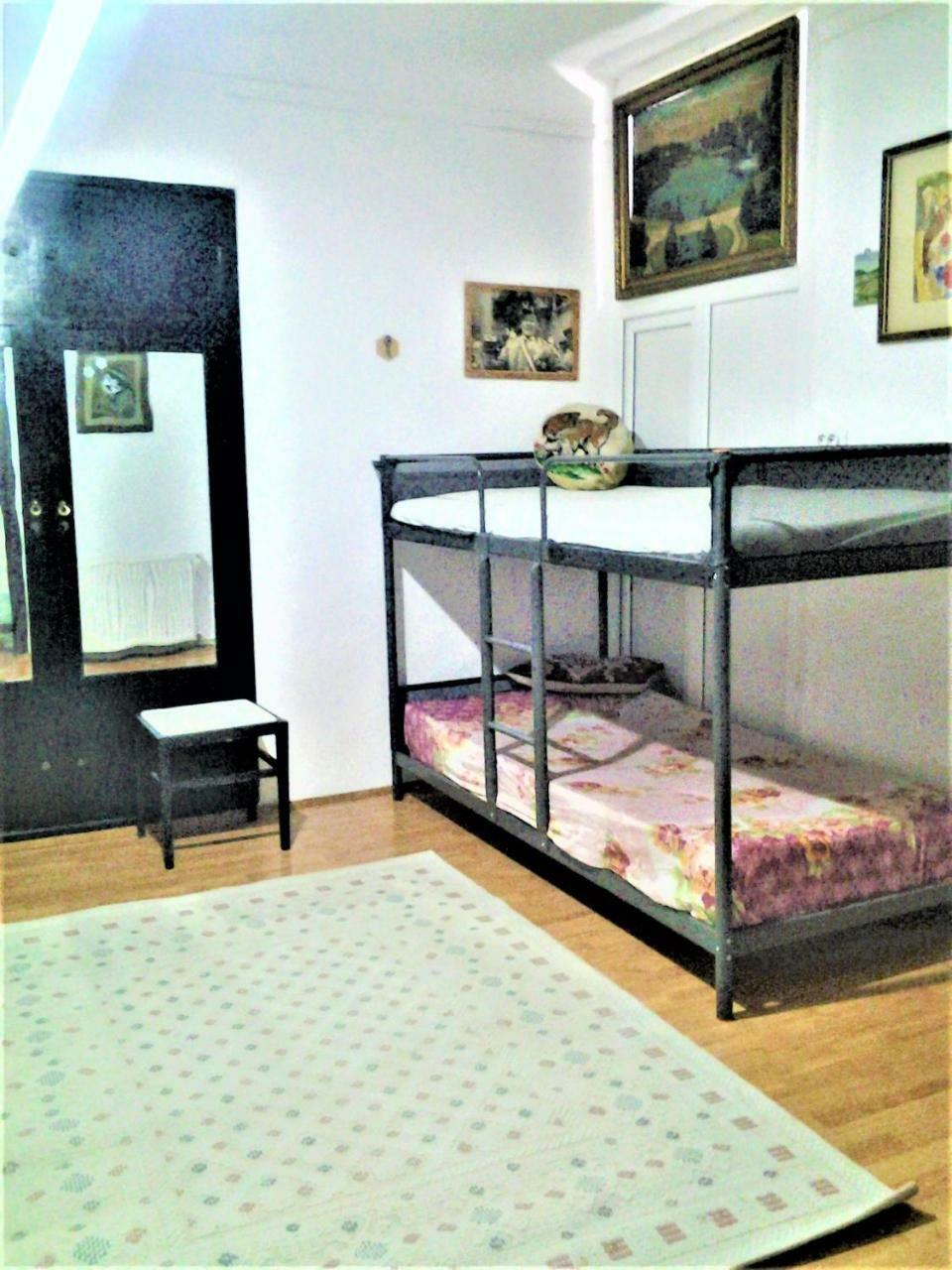 Leyla Hostel Brassó Kültér fotó