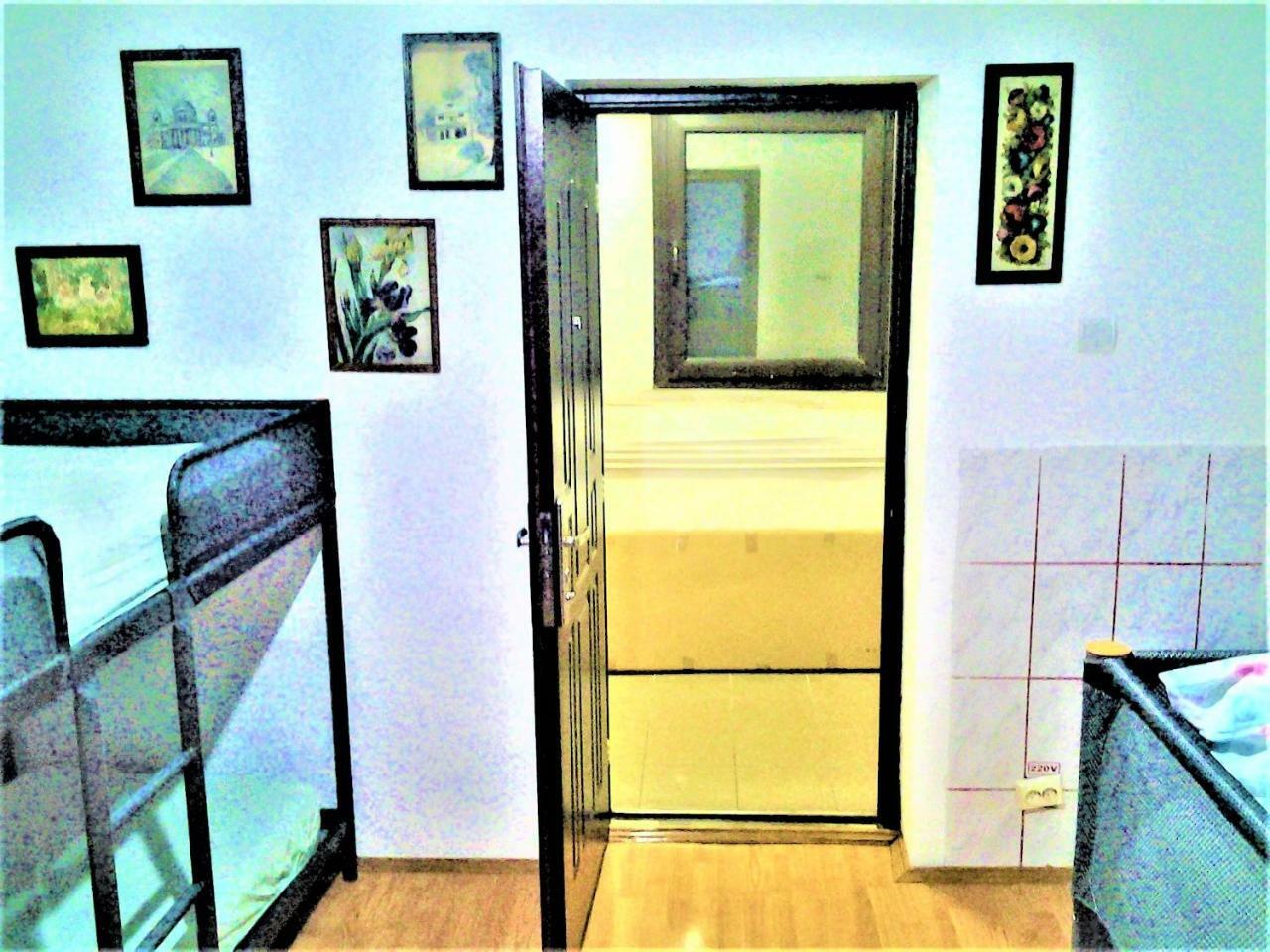 Leyla Hostel Brassó Kültér fotó